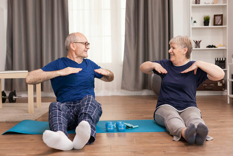 8 Ways to Stay Fit and Exercise in Senior Living Homes - Kingsley ...