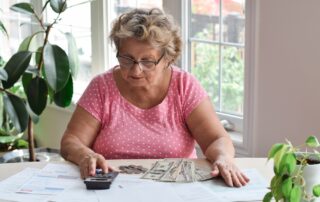 Family guide to memory care finances